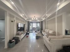 大竹林 新江与城悠澜四房226万