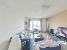 茂华高层观景房,可做四居,自住精装,看房方便。