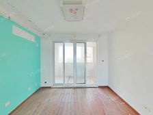 南北两房厅朝南带阳台,中区10楼位置好,房东诚售!