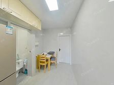 长风一室户 精装修 非顶楼 采光视野好 看房有钥匙