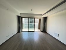 星旅光年3室2厅2卫南朝向310.0万元/套出售