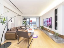 美的国宾府 洋房顶层复试 全新精装修 随时看房