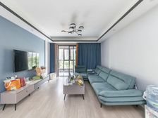 星河国际十区 4室2厅 中装修