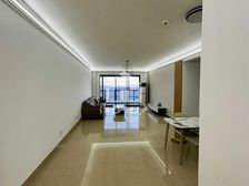 龙光水悦龙湾 4房2厅118万