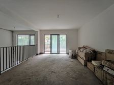 礼嘉天街旁 带花园带地下室 一楼洋房 内圈安静