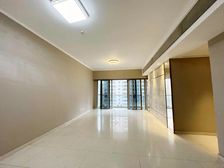 业主急卖 139.22平3居 南北向精装修 看房方便