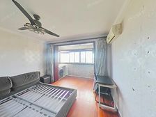 川杨河景房,非顶楼,南北两房一厅,一梯两户,密码锁看房方便