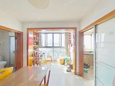 05年品质商品房一览滨江夜景D铁口车位足诚意出售可谈