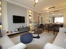 伊斯坦布尔大切梅杰(Büyük?ekmece)带泳池的公寓