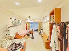 香山花园 顶带阁 房东自住装修 配套成熟 近书包商超 随时看