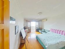 楼间距大,隐私性好,南北卧室。厨卫全明户型正气,诚意出售