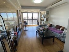 阳光丽园一期3室3厅2卫南朝向225.0万元/套出售