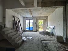 渝北区 华侨城天澜美墅一期 四房 295万