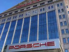 李乃滨推荐王府井长安大厦一层1610平底商招汽车,银行,