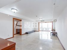 2室2厅棕榈泉国际公寓