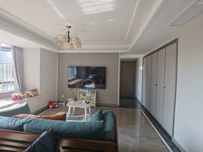 滨江滨涛府 产权清晰 临地铁 交通便利 双卫生间 正南朝向