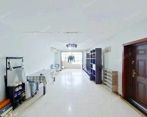 龙跃苑东四区小区中间 南北通透三居两卫 中间层业主诚售靠谱卖