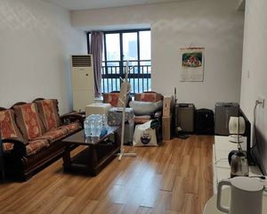 忆江南小区3室1厅1卫南朝向172.0万元/套出售