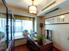 银亿东岸一期 一梯一户三开间朝南 60万精装 业主诚售