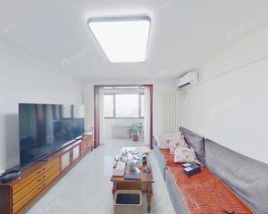 2005年三环内楼龄新好楼层,东南朝向,正规三居室