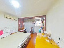 14号轻轨口,低楼层,上下楼方便,看房基本方便,可谈