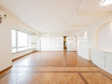 南北通透 红山世家 4室2厅 精装修