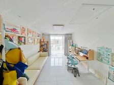 买一层送一层,精装2房2厅,带阁楼,南北通透,随时看房