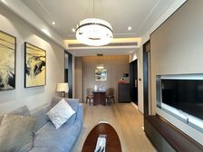 南滨路两江交汇高品质精装房,户型好,物业服务好