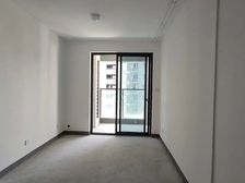 东部新城 正规商品房 电梯房 中间楼层采光好 朝南