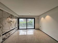 新上房源 粤海云港城 送车位 价格可谈 业主急售 随时可看房