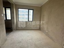 市政公用城124.36㎡4室2厅2卫1阳台毛坯,好房不等人