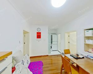 安慧东里,南北向两居,精装修,低层诚意出售