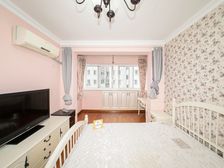 九星规划关键位置 01年社区 可当两房使用 中间位置楼层佳