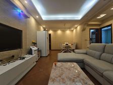 3改2户型 大阳台 性价比高,自带商业,近公园