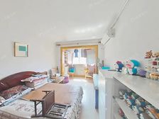 此房满五V 一,采光优质,南北户型,位置好无嫌恶设施