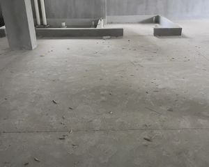 恒威海上花院4室2厅2卫南朝向370.0万元/套出售