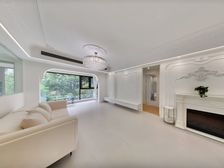 雅戈尔江上3室2厅2卫南朝向388.0万元/套出售