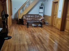 中山小区4室2厅2卫南朝向170.0万元/套出售