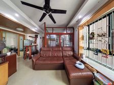 怡港花园 0 房 84.1239 方