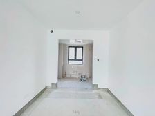 中建星光城市 历下盛福 大三室 三叶草户型 有电梯