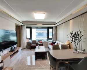 春月云锦府3室2厅1卫南朝向310.0万元/套出售