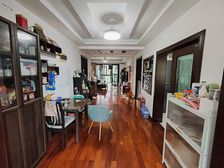 浦东惠南精装南北三房 满五132平