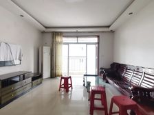 沙坪坝区 梨树新居 三房 门口轻轨