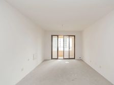 低总价!急售!怡盛花园 3室2厅 中上层全天采光 有钥匙