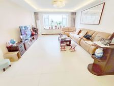 宝通陆号劳斯莱斯大四室送车位钻石楼层全天采光性价比超高已出税