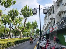 人民路饮马桥苏州图书馆对面201平三层年租22万售540万!