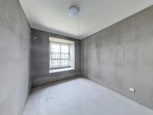 次新小区未入住,毛坯,楼层好,户型方正