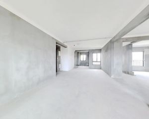 鄞州公园板块,全新毛坯,房东诚心出售