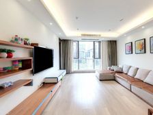 皇冠花园二期4室2厅2卫南朝向384.0万元/套出售