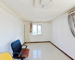 望京花家地西里一区,东南向两居,明厨明卫
